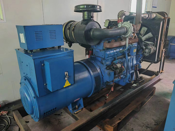 迪庆100kW柴油发电机组使用多级机油有哪些优缺点？